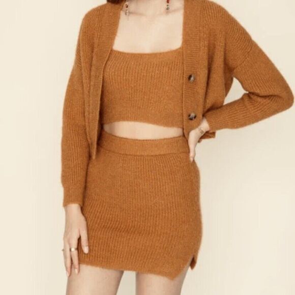 Callahan Revolve Genny Mini Skirt Amber Glow Size XS - Picture 1 of 9